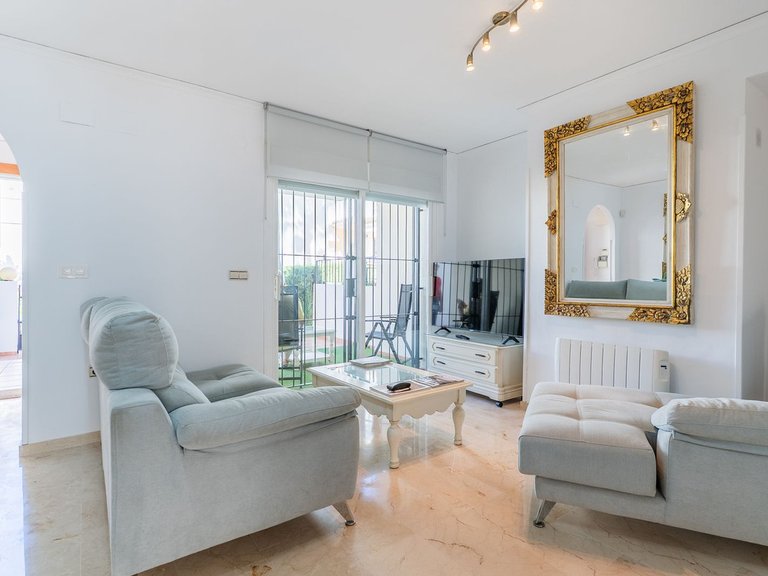 Town House for Sale in El Rosario, Malaga 3