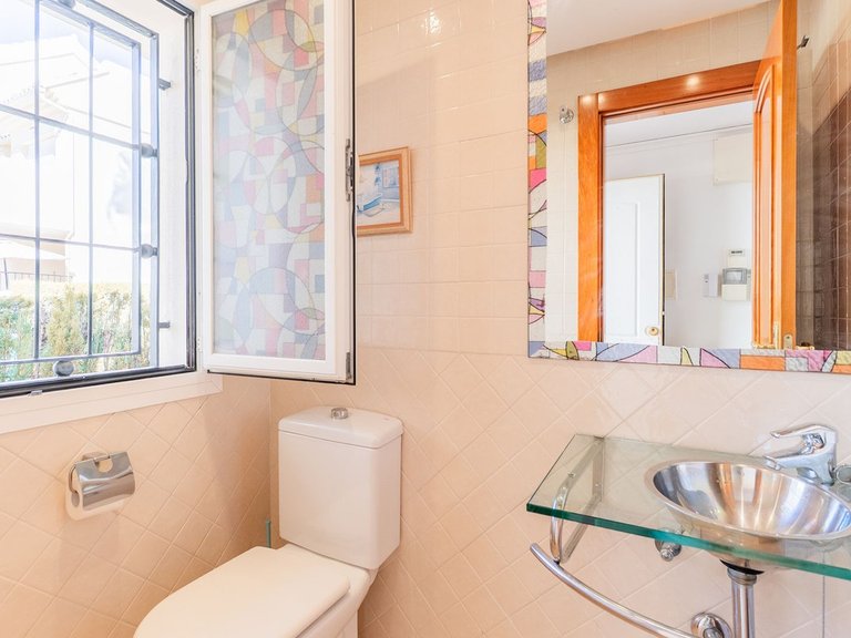 Town House for Sale in El Rosario, Malaga 31