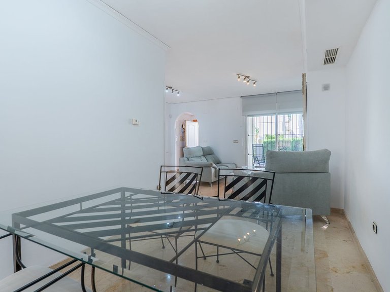 Town House for Sale in El Rosario, Malaga 8