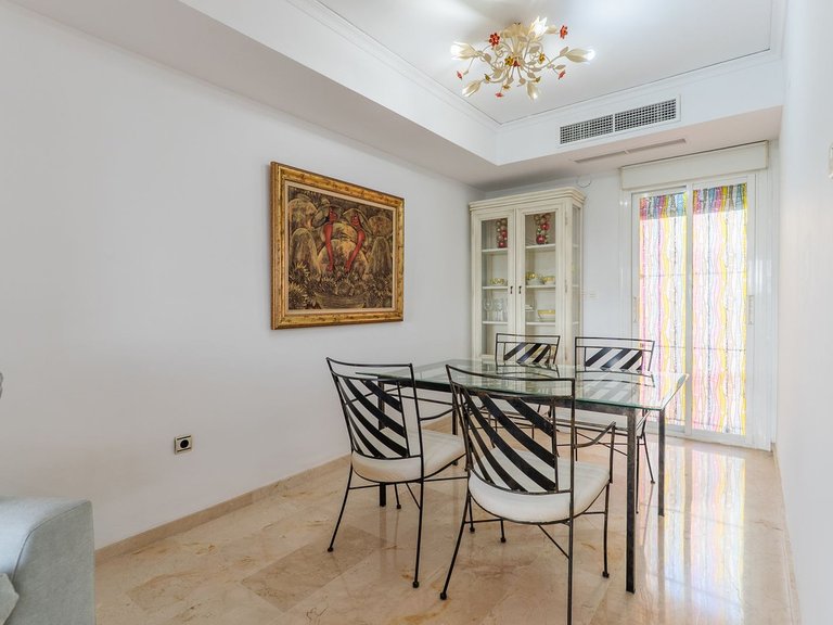 Town House for Sale in El Rosario, Malaga 9