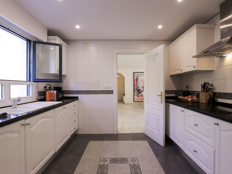 Apartment for Sale in Puerto De Cabopino, Malaga 14