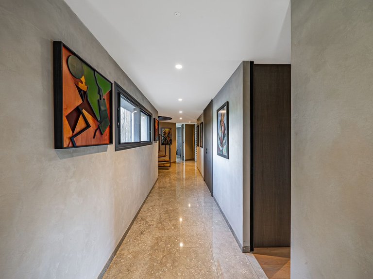 Villa for Sale in Marbella, Malaga 32