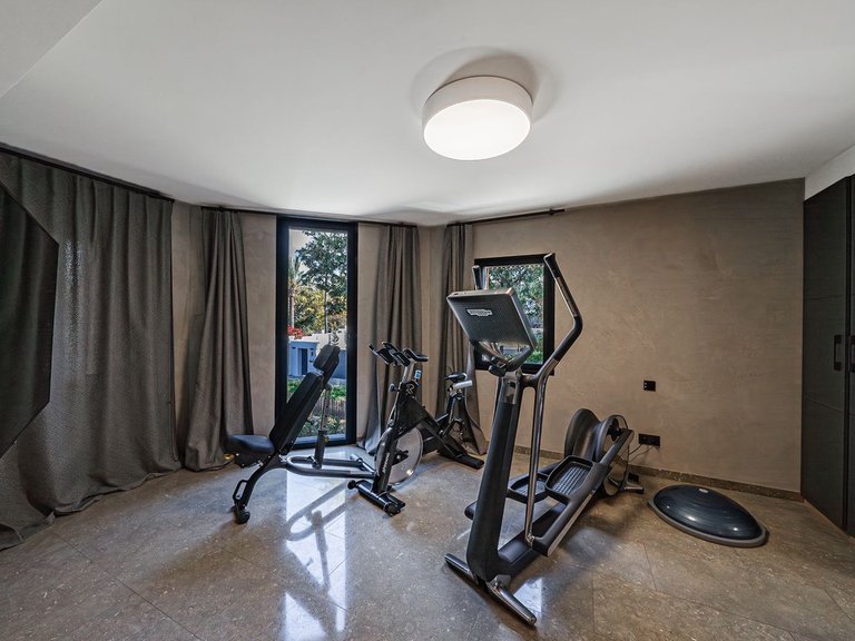 Villa for Sale in Marbella, Malaga 50