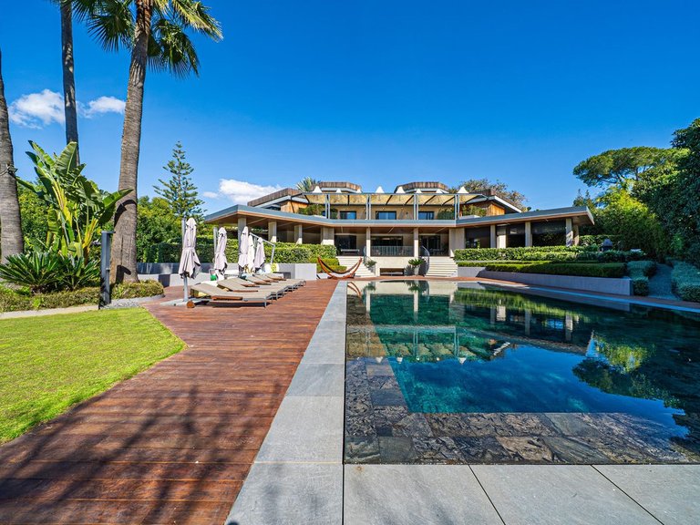Villa for Sale in Marbella, Malaga 61