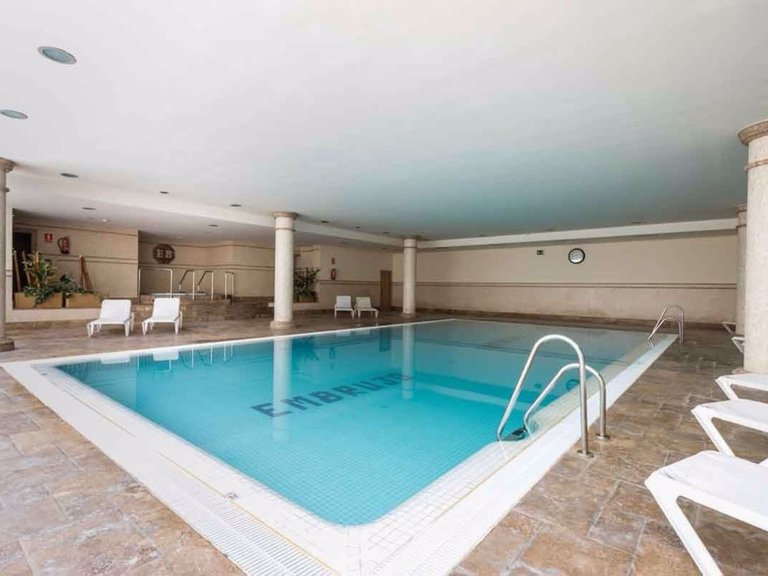 Apartment for Sale in Puerto Banús, Malaga 13