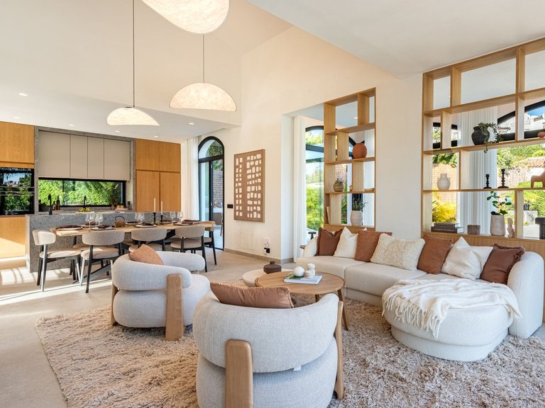 Villa for Sale in Nueva Andalucía, Malaga 15