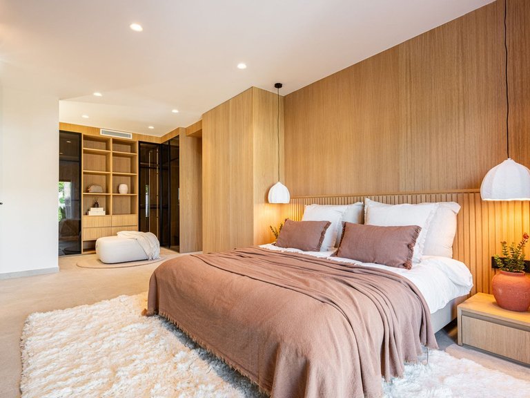 Villa for Sale in Nueva Andalucía, Malaga 23