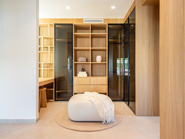 Villa for Sale in Nueva Andalucía, Malaga 24