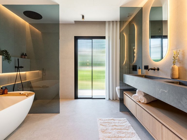 Villa for Sale in Nueva Andalucía, Malaga 25