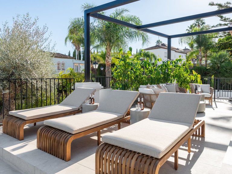 Villa for Sale in Nueva Andalucía, Malaga 47