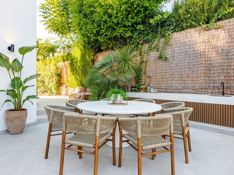 Villa for Sale in Nueva Andalucía, Malaga 5