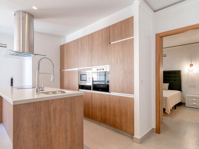 Apartment for Sale in Puerto Banús, Malaga 5