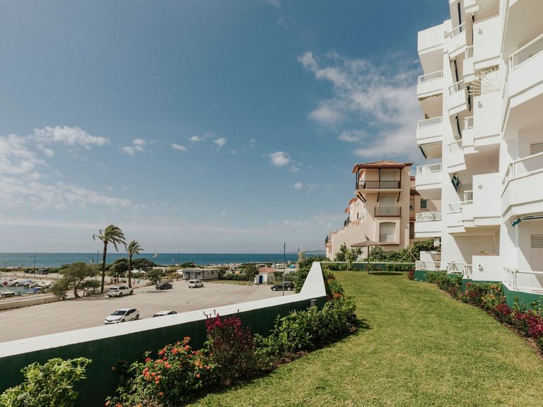 Apartment for Sale in Estepona, Malaga 8