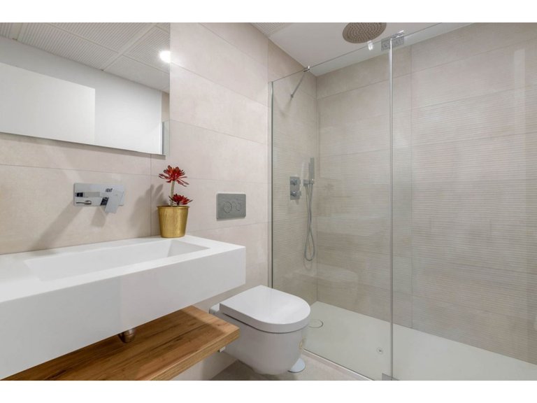 Apartment for Sale in Benahavís, Malaga 11