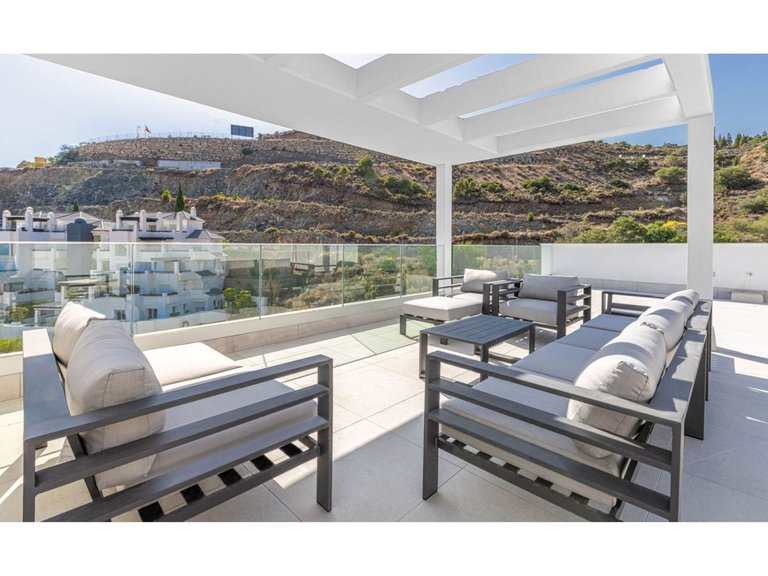 Apartment for Sale in Benahavís, Malaga 15