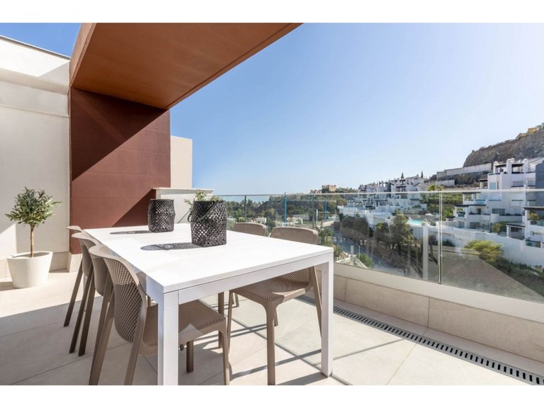Apartment for Sale in Benahavís, Malaga 3