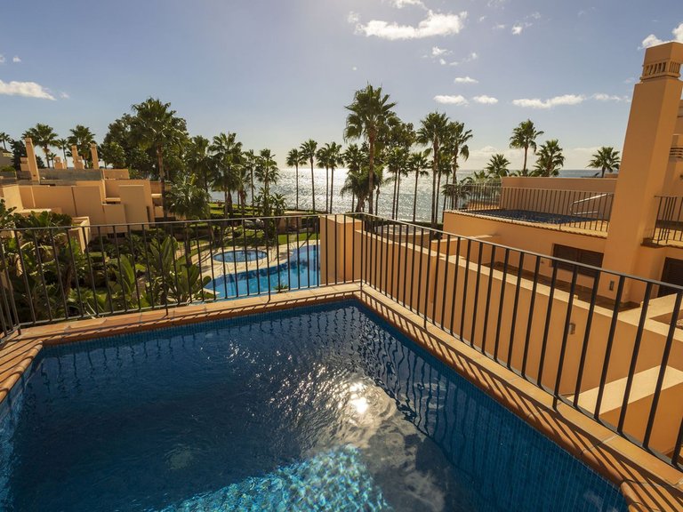 Penthouse for Sale in Estepona, Malaga 1