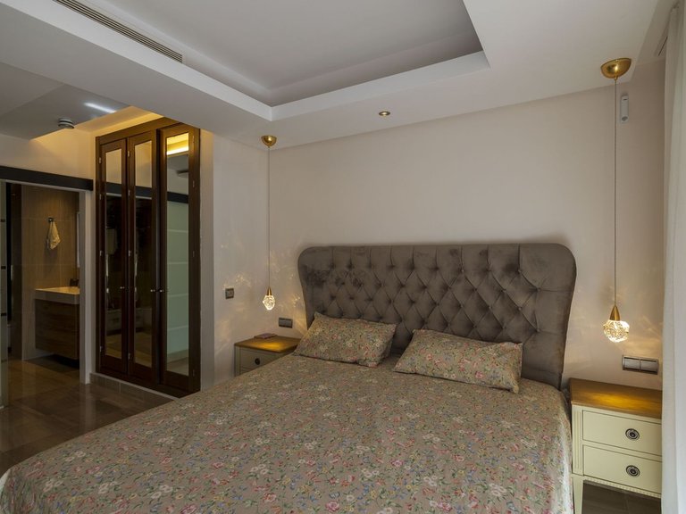 Penthouse for Sale in Estepona, Malaga 18