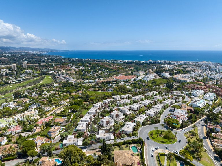 Villa for Sale in Marbella, Malaga 18