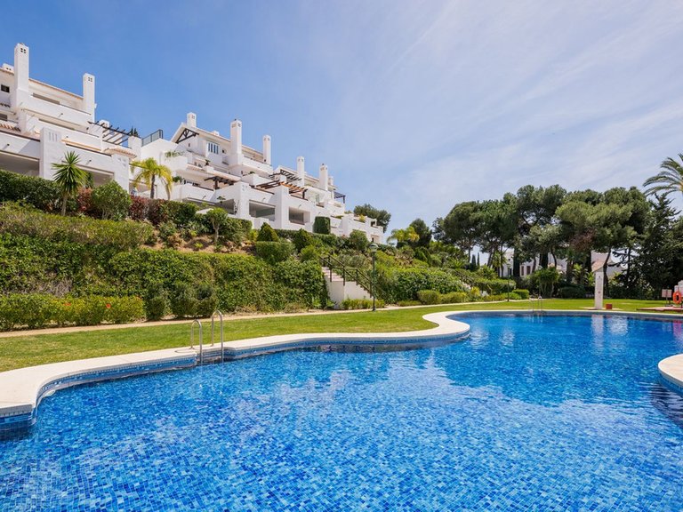 Apartment for Sale in Los Monteros, Malaga 26