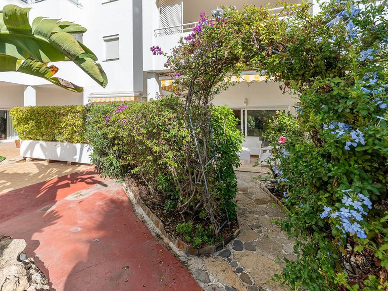 Apartment for Sale in Costa del Sol, Estepona, Malaga 3