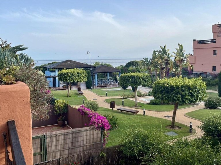 Apartment for Sale in Estepona, Malaga 10