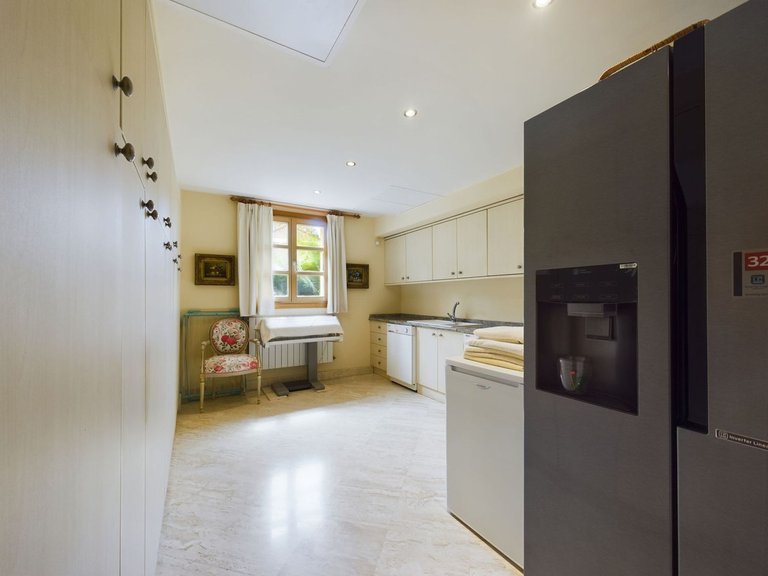 Villa for  in Nueva Andalucía, Malaga 14