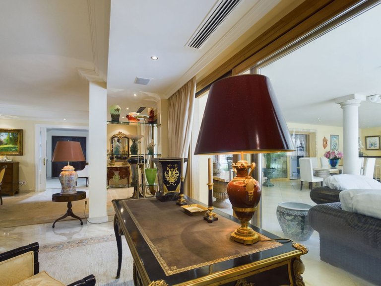 Villa for  in Nueva Andalucía, Malaga 9