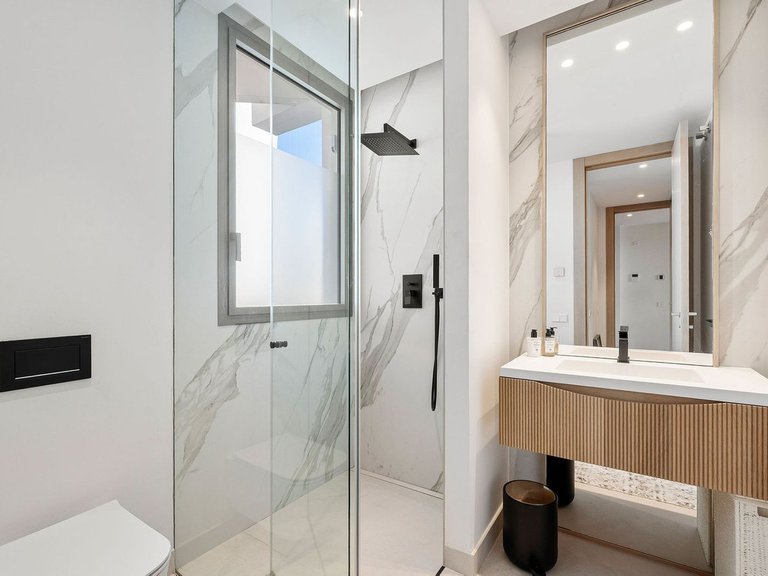 Town House for Sale in Nueva Andalucía, Malaga 22