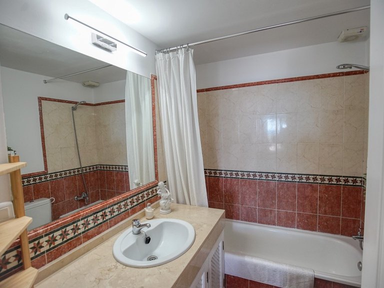 Apartment for Sale in Estepona, Malaga 11