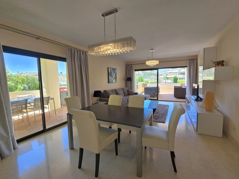 Apartment for Sale in Benahavís, Malaga 12
