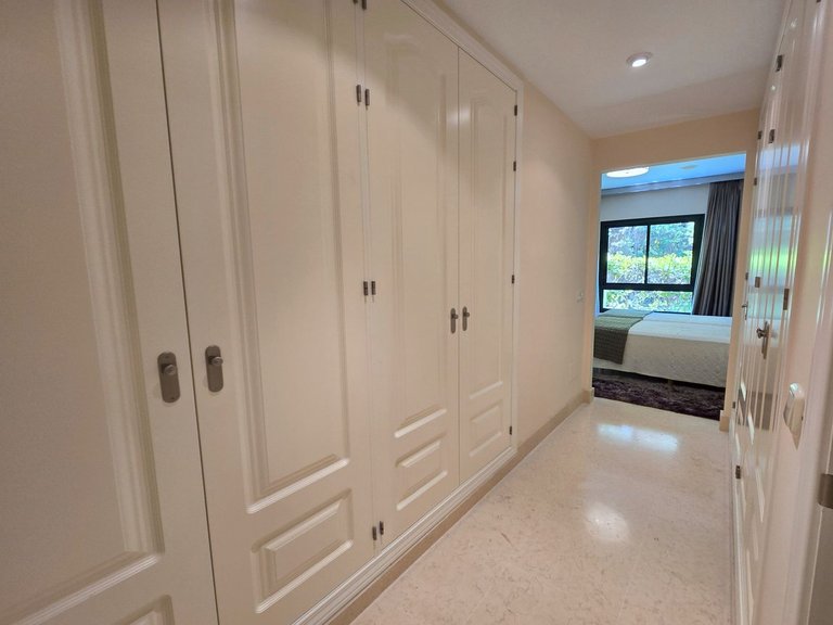 Apartment for Sale in Benahavís, Malaga 32