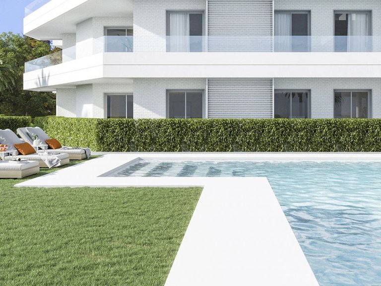 Apartment for Sale in Nueva Andalucía, Malaga 2