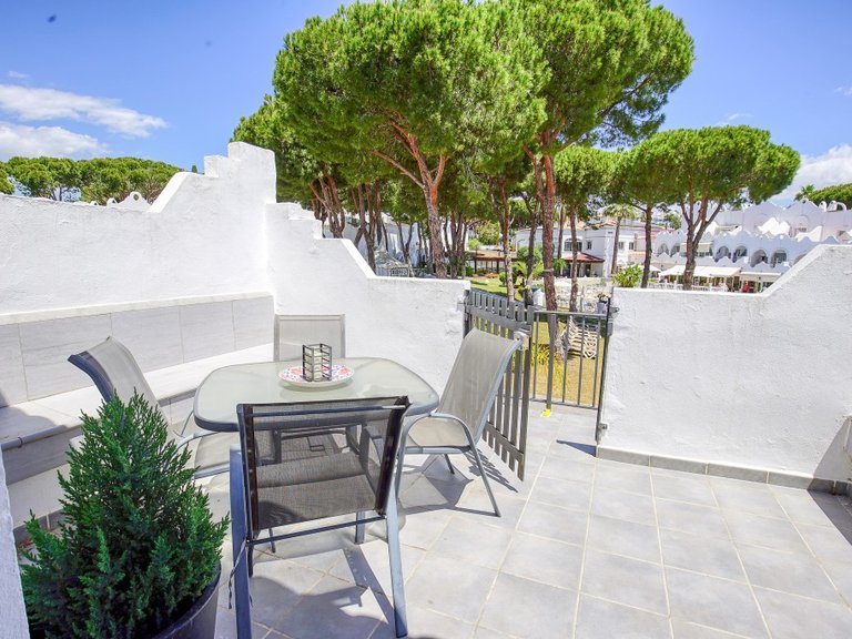 Apartment for Sale in Cabopino, Malaga 3