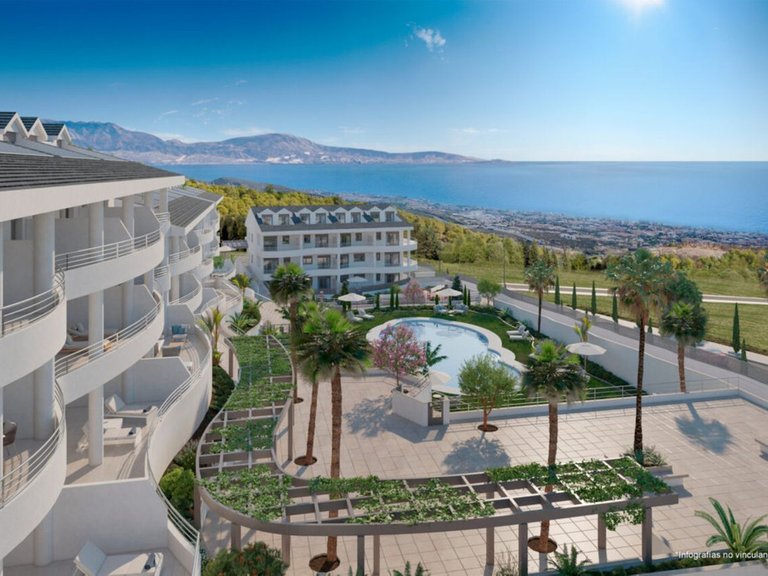Apartment for Sale in Benalmadena, Malaga 10