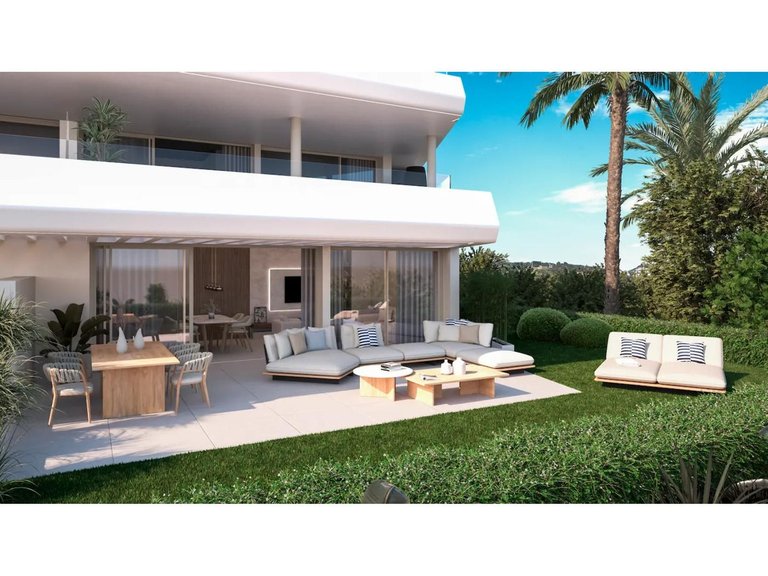 Apartment for  in Estepona, Malaga 2