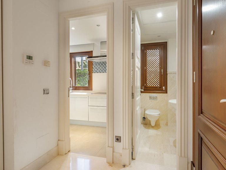 Apartment for Sale in Estepona, Malaga 11
