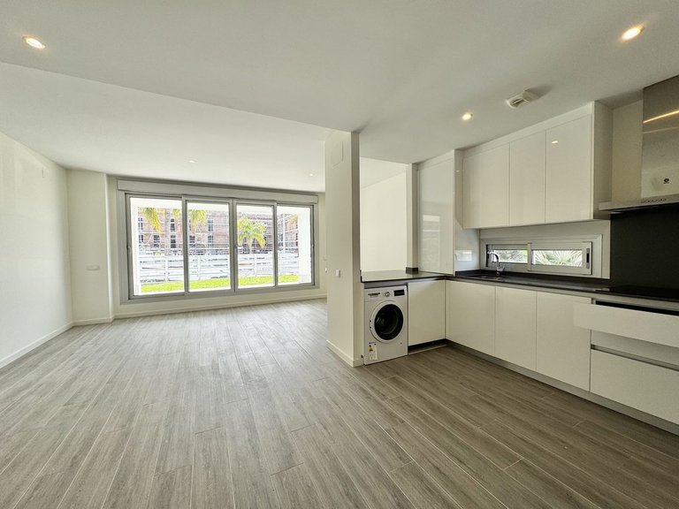 Apartment for  in Costa del Sol, Estepona, Malaga 7