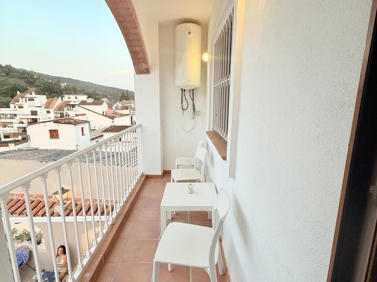 Apartment for Sale in Costa del Sol Benahavís, Malaga 4
