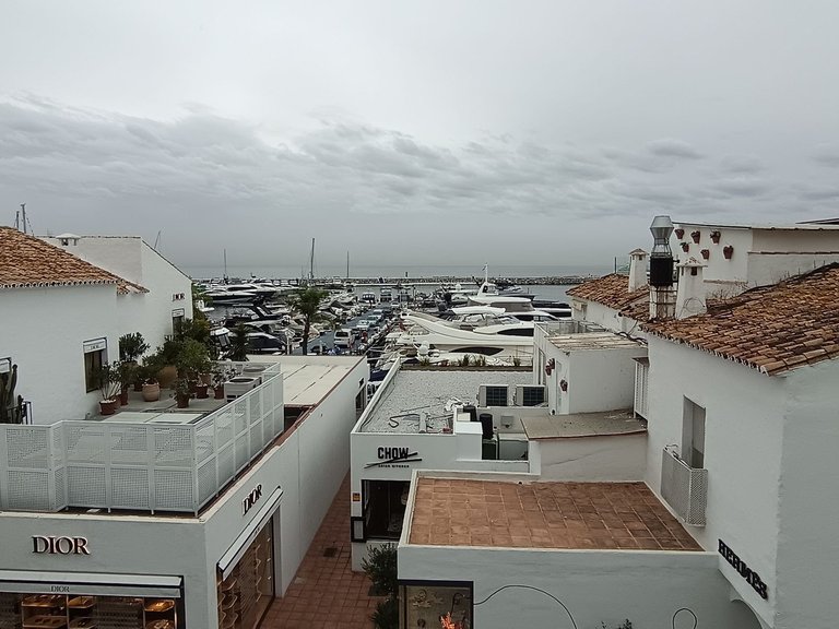 Apartment for Sale in Puerto Banús, Malaga 6