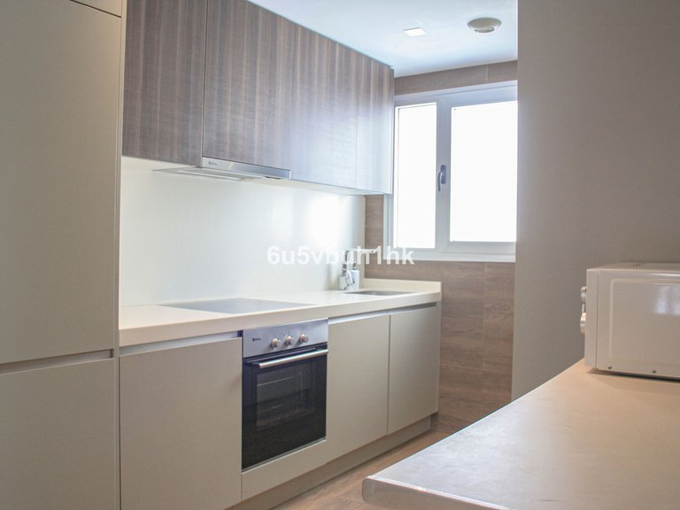 Apartment for Sale in San Pedro De Alcántara, Malaga 16