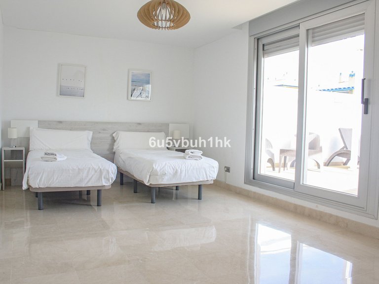Apartment for Sale in San Pedro De Alcántara, Malaga 27