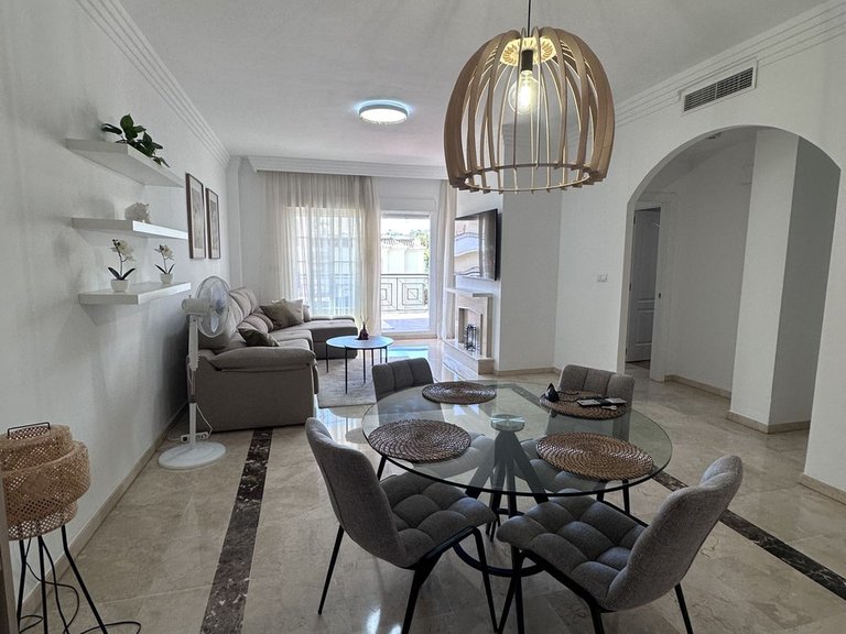 Apartment for Sale in Nueva Andalucía, Malaga 10