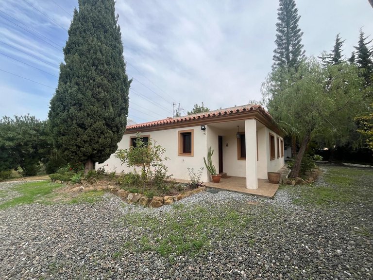 Country House for Sale in Estepona, Malaga 1