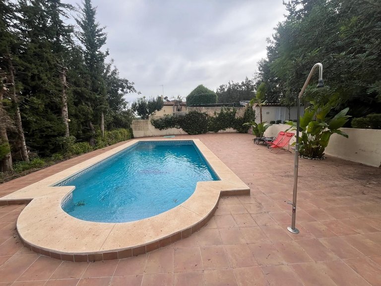 Country House for Sale in Estepona, Malaga 11