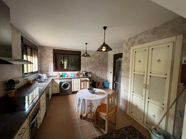 Country House for Sale in Estepona, Malaga 14