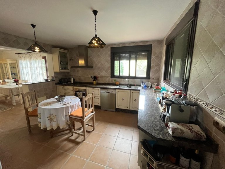Country House for Sale in Estepona, Malaga 4