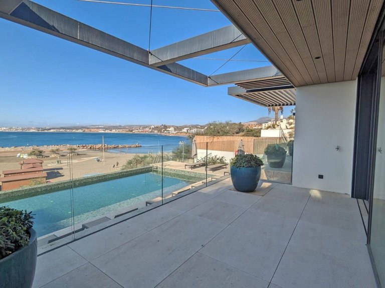 Apartment for Sale in Estepona, Malaga 1