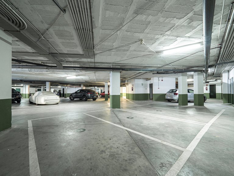 Apartment for Sale in Costa del Sol Puerto Banus, Malaga 32