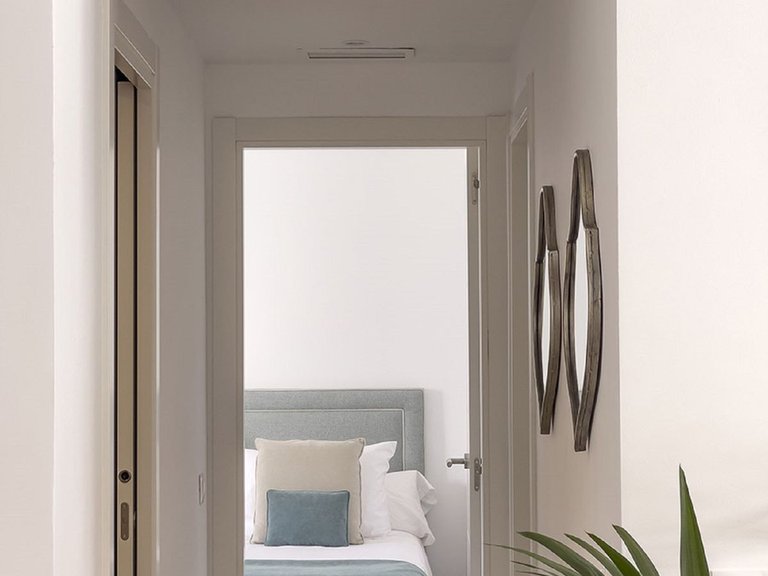 Apartment for Sale in Nueva Andalucía, Malaga 9